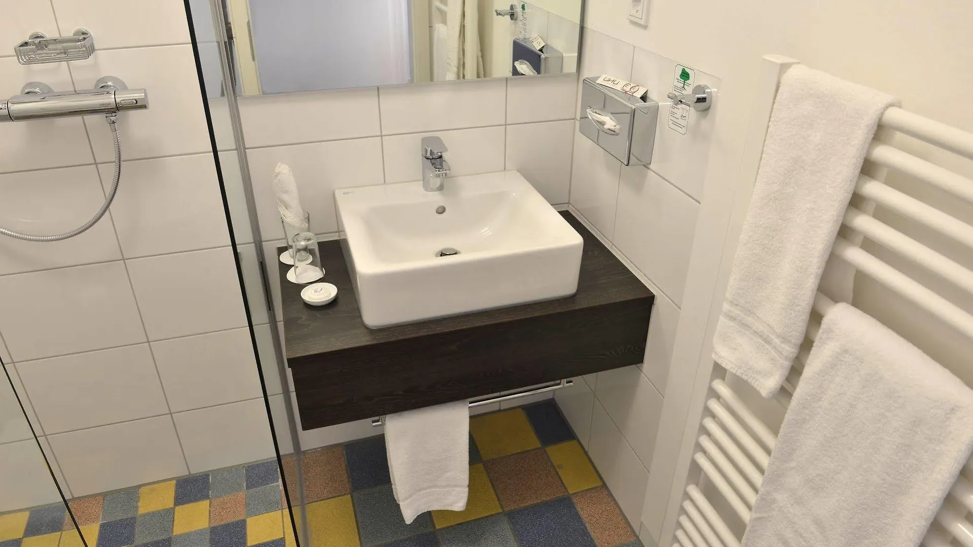Uhu Gaestehaus Superior Köln